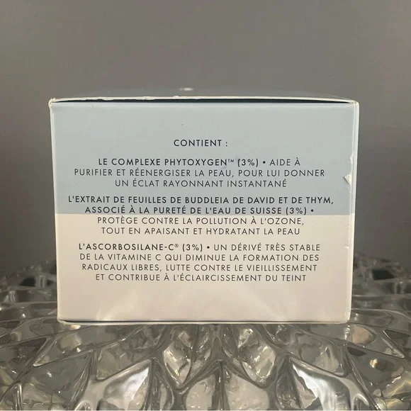 Beauty Pie Pure Oxygen - Radiant Glow Moisture Infusion - Picture 2 of 5